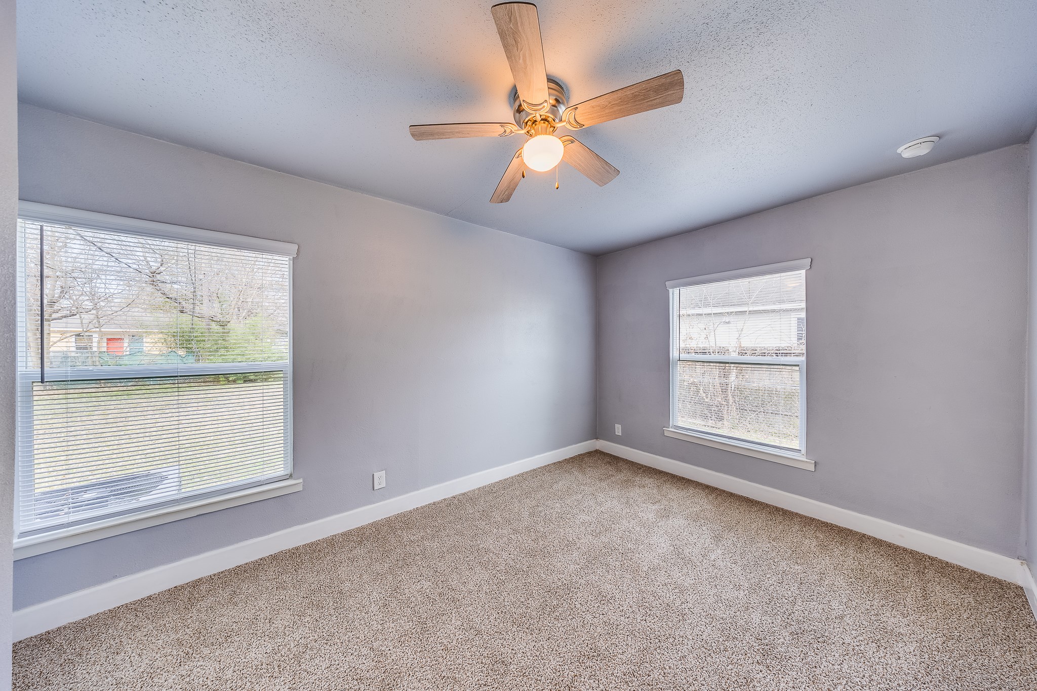 4523 Keystone Street Houston, TX 77021 - Photo 3 of 24 a view of an empty room with a window
