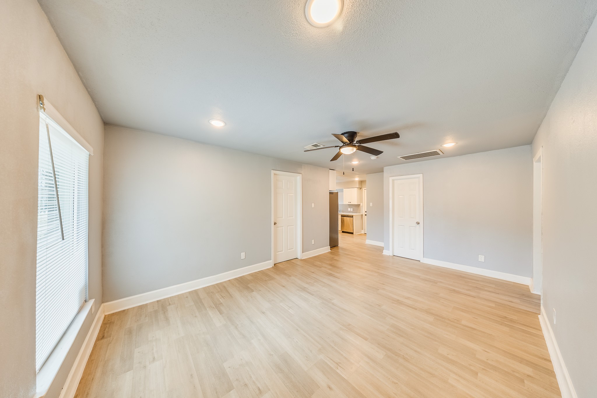 4523 Keystone Street Houston, TX 77021 - Photo 9 of 24 a view of an empty room with a window