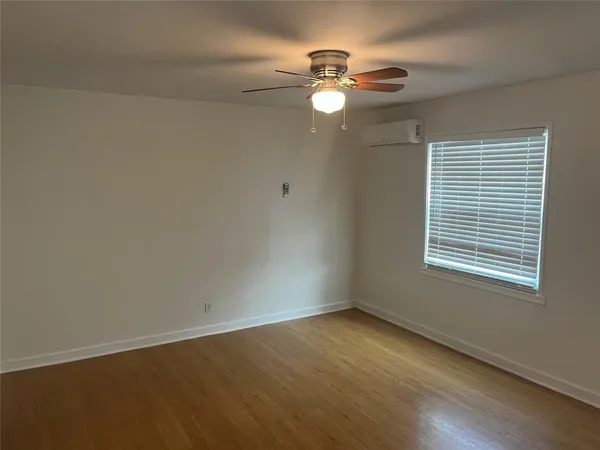 $1,500 | 301 South Ocean Boulevard, Unit 3, Pompano Beach, FL 33062