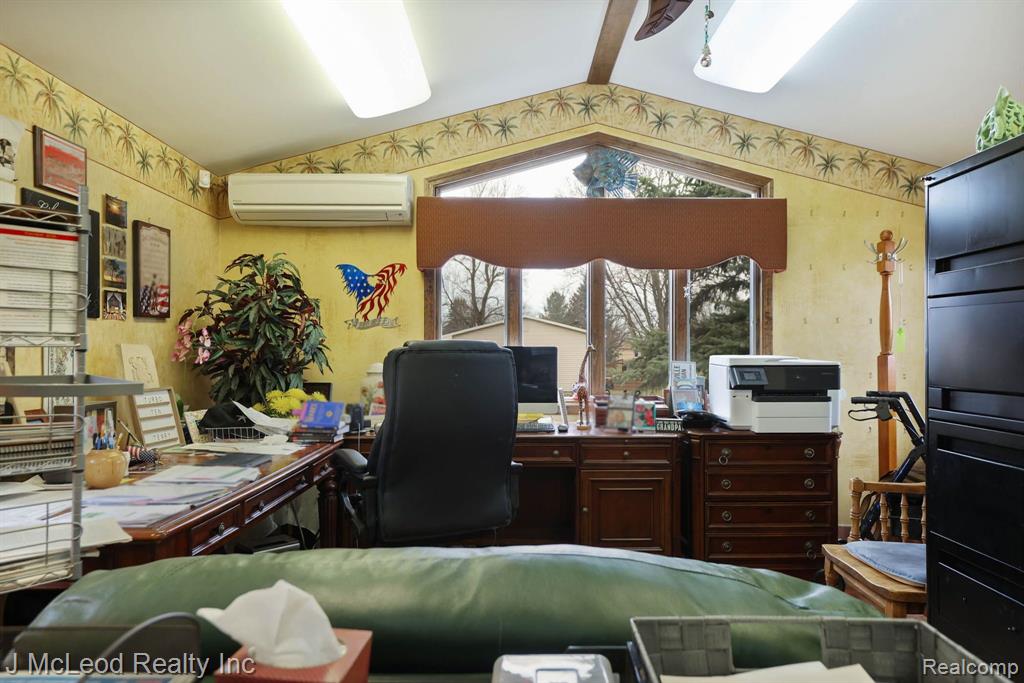 4922 Barnes Road Millington, MI 48746 - Photo 25 of 96