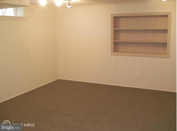 5842 Monticello Road Alexandria, VA 22303 - Photo 5 of 26 a view of an empty room