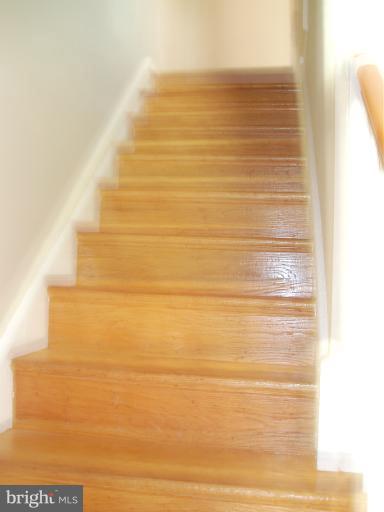 5842 Monticello Road Alexandria, VA 22303 - Photo 10 of 26 a view of ocean