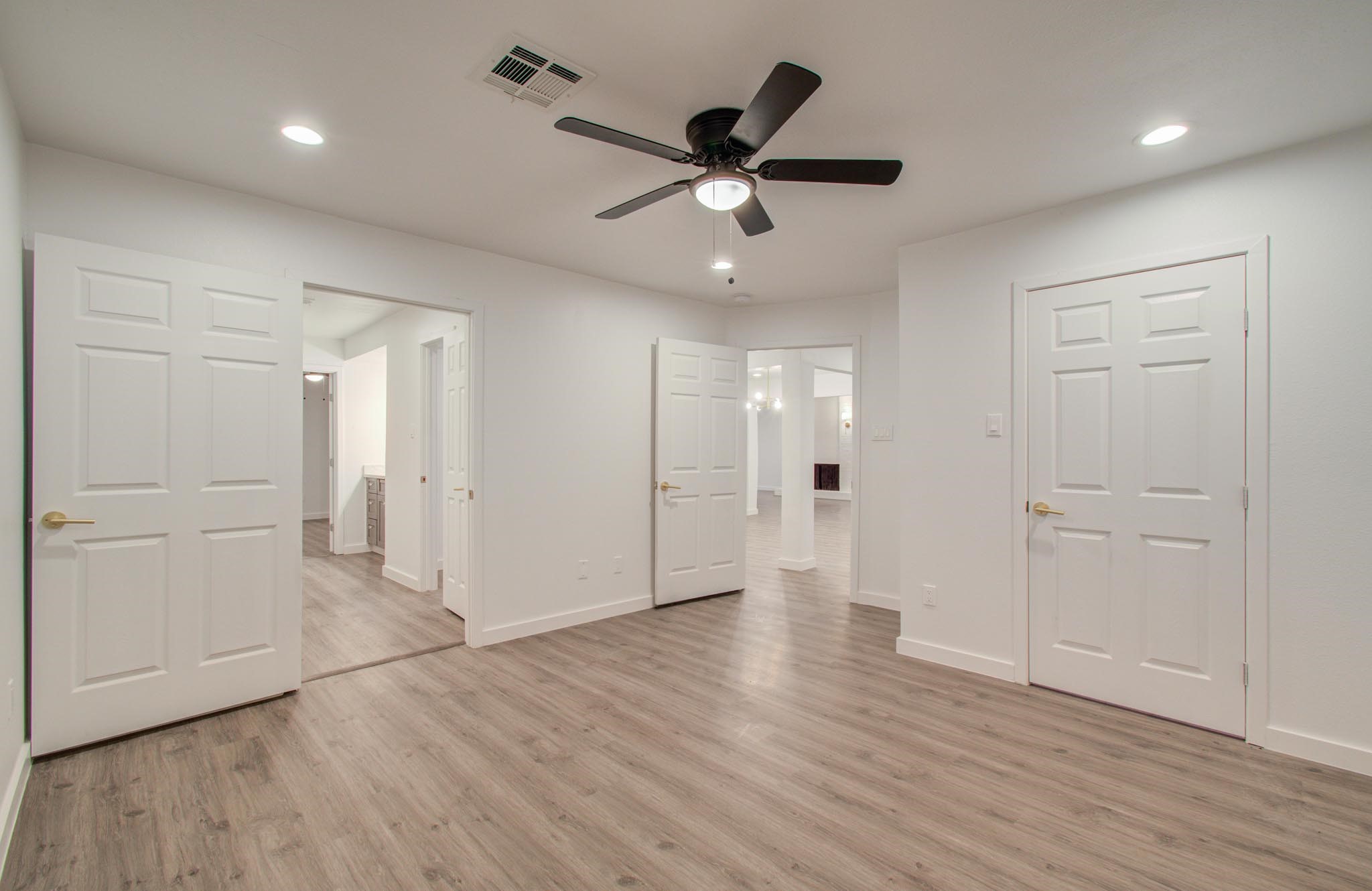 523 Brandon Road Conroe, TX 77302 - Photo 16 of 25