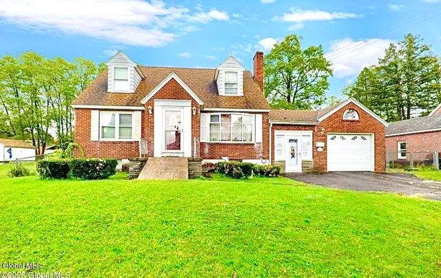 $260,000 | Undisclosed Address, Schenectady, NY 12306