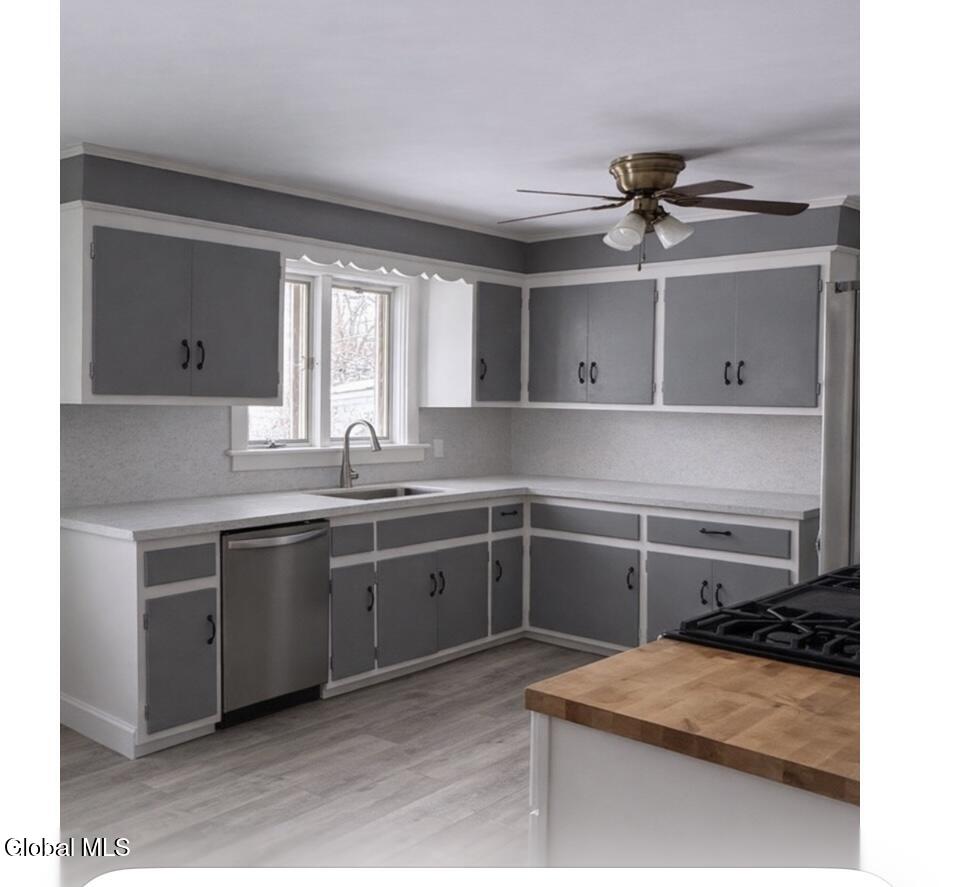 241 16th Street Schenectady, NY 12306 - Photo 6 of 27 RenderedImage