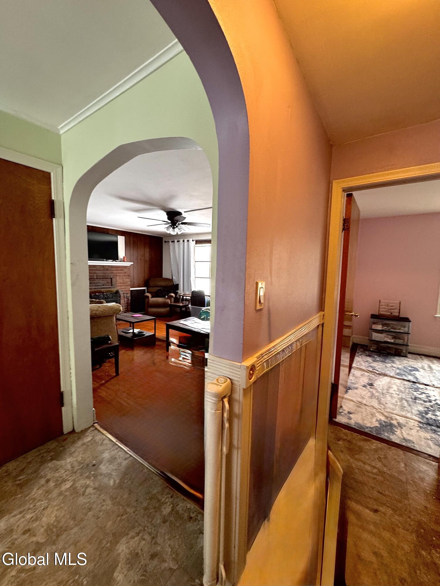 241 16th Street Schenectady, NY 12306 - Photo 9 of 27 IMG_8924