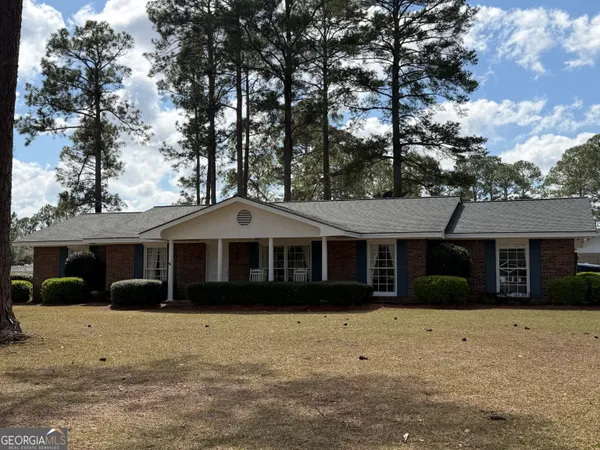 $375,000 | 122 Delacy Street, Eastman, GA 31023