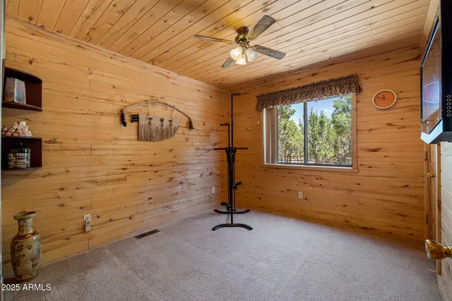 $479,000 | 2796 Chandelle Lane, Overgaard, AZ 85933