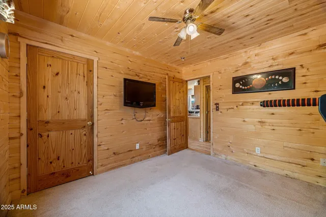 $479,000 | 2796 Chandelle Lane, Overgaard, AZ 85933