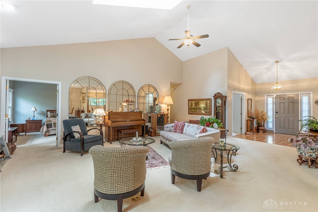 866 Deer Run Road Centerville, OH 45459 - Photo 6 of 55 Great Room 3
