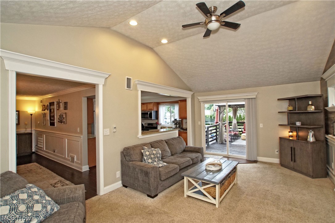 36509 Ridge Road Willoughby, OH 44094 - Photo 6 of 35 Gallery Image 6