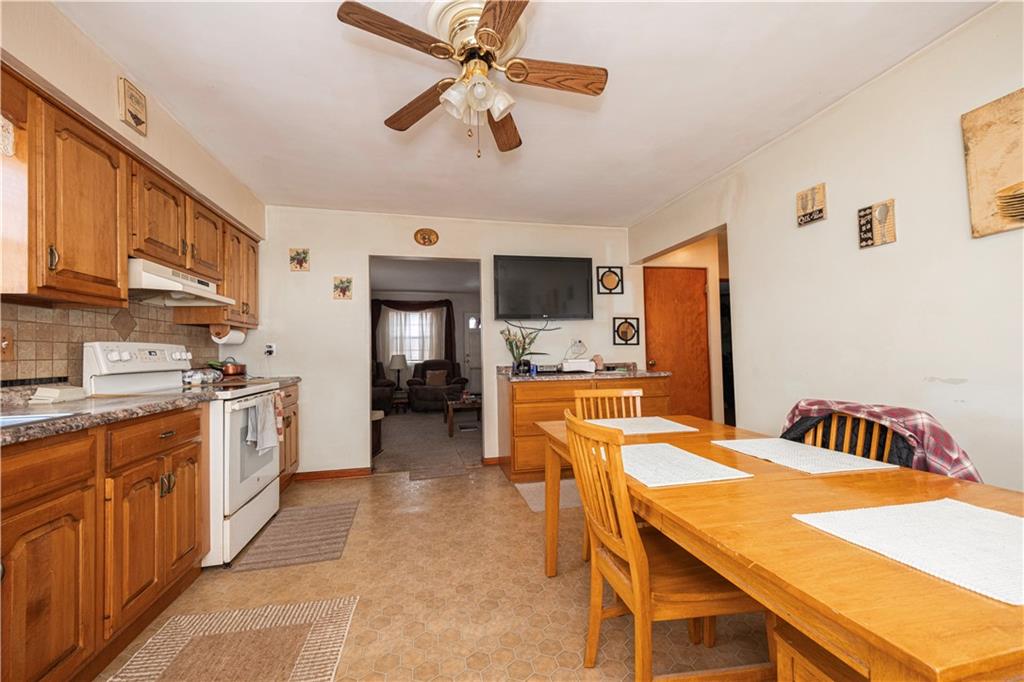 212 Clutter Street Canonsburg, PA 15317 - Photo 4 of 24