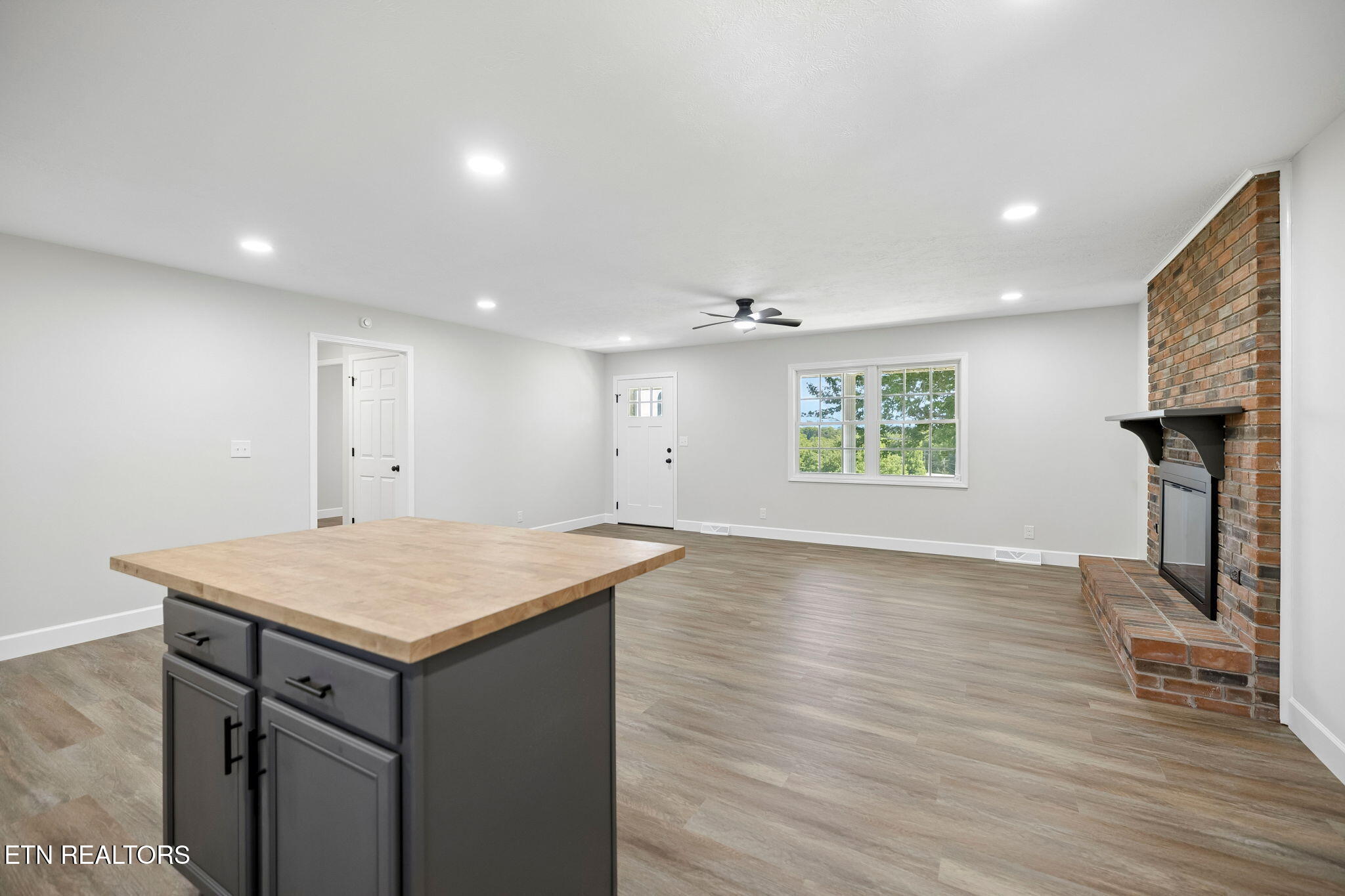 2245 Pinecrest Road Jacksboro, TN 37757 - Photo 11 of 60 13-2245 Pinecrest Rd - 013