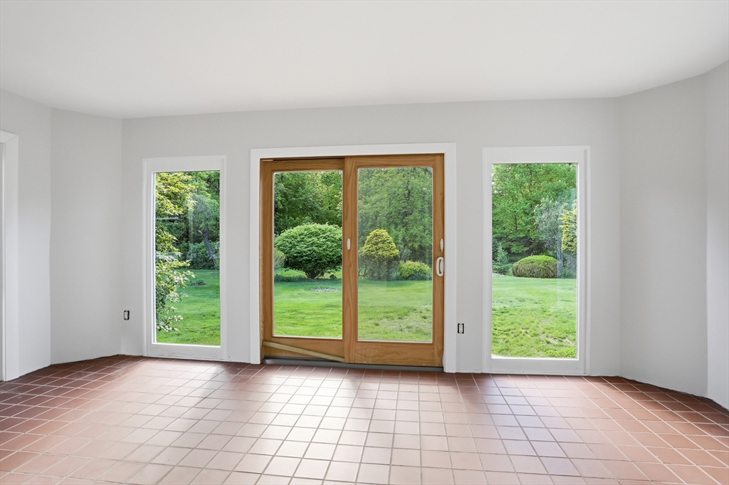 106 Bolton Road Harvard, MA 01451 - Photo 14 of 40