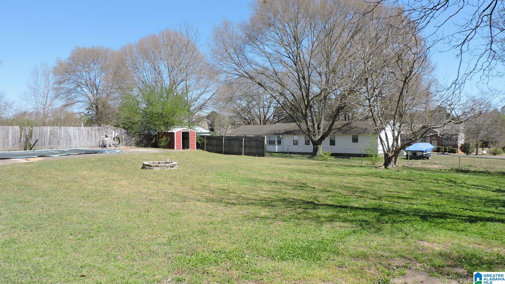 712 Cherokee Trail Warrior, AL 35180 - Photo 4 of 24