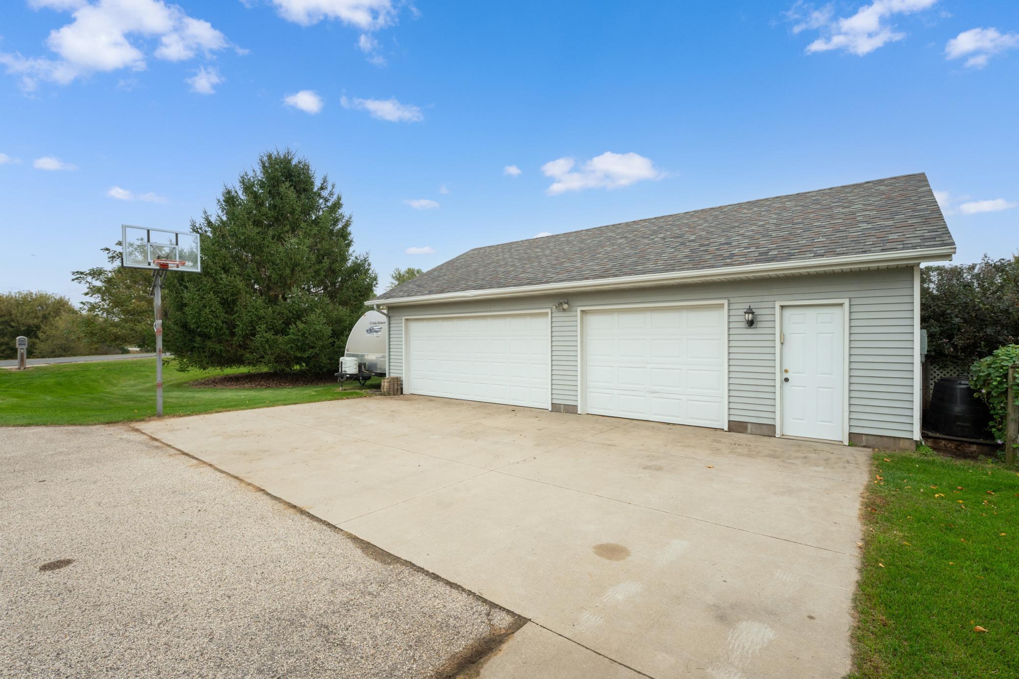 8585 Halloran Lane Northwest Rochester, MN 55901 - Photo 29 of 55 Gallery Image 29