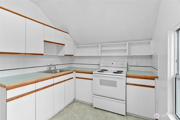 $695,000 | 1218 Mitchell Avenue, Blaine, WA 98230