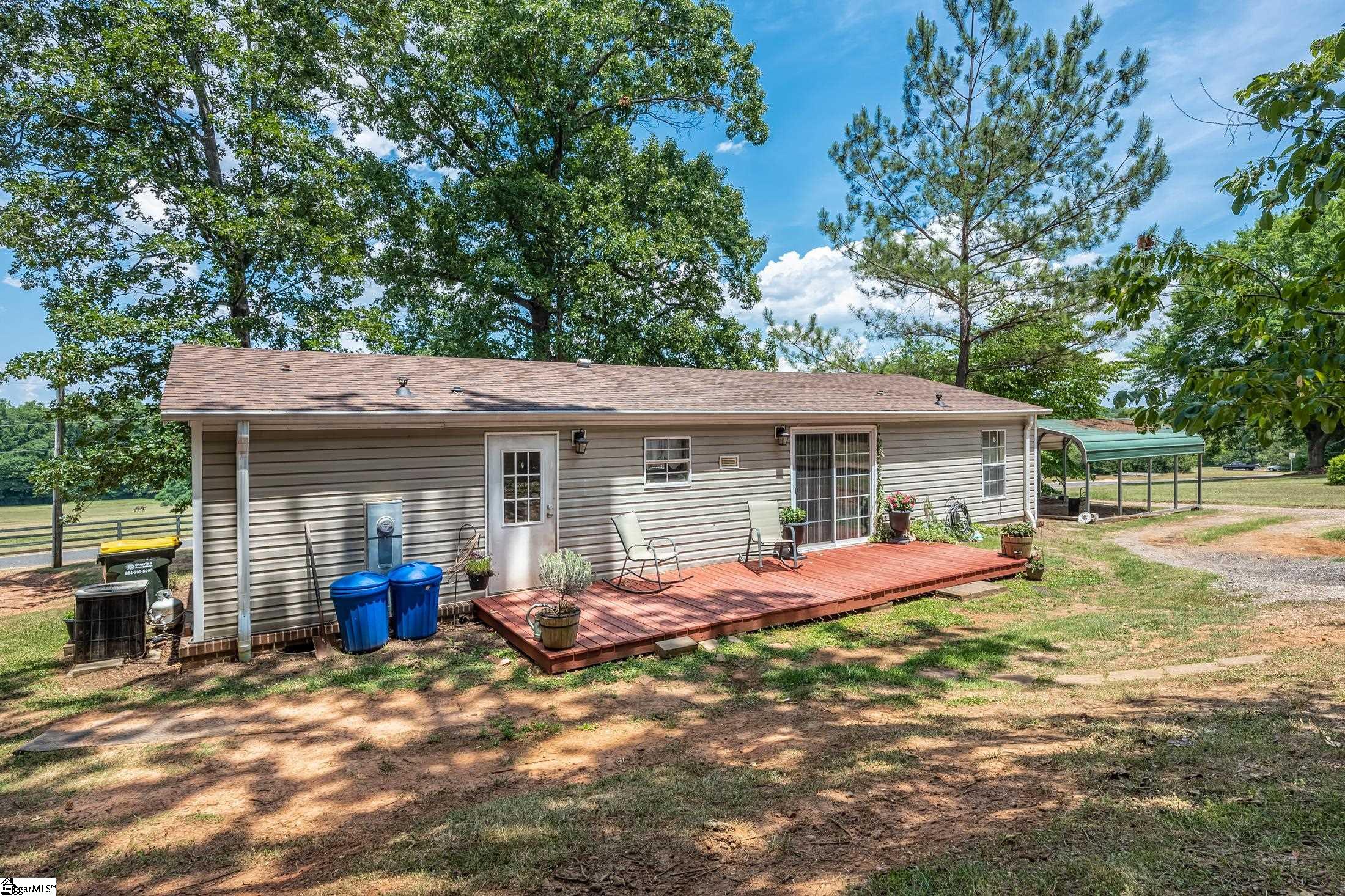 312 Tripp Road Piedmont, SC 29673 - Photo 3 of 15 Gallery Image 3