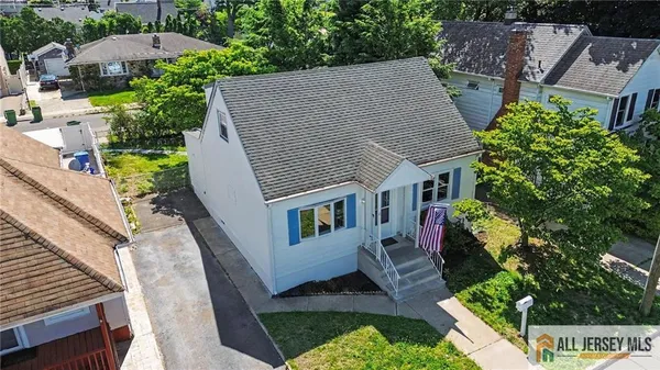 $565,000 | 10 Harrison Street, Sayreville, NJ 08872