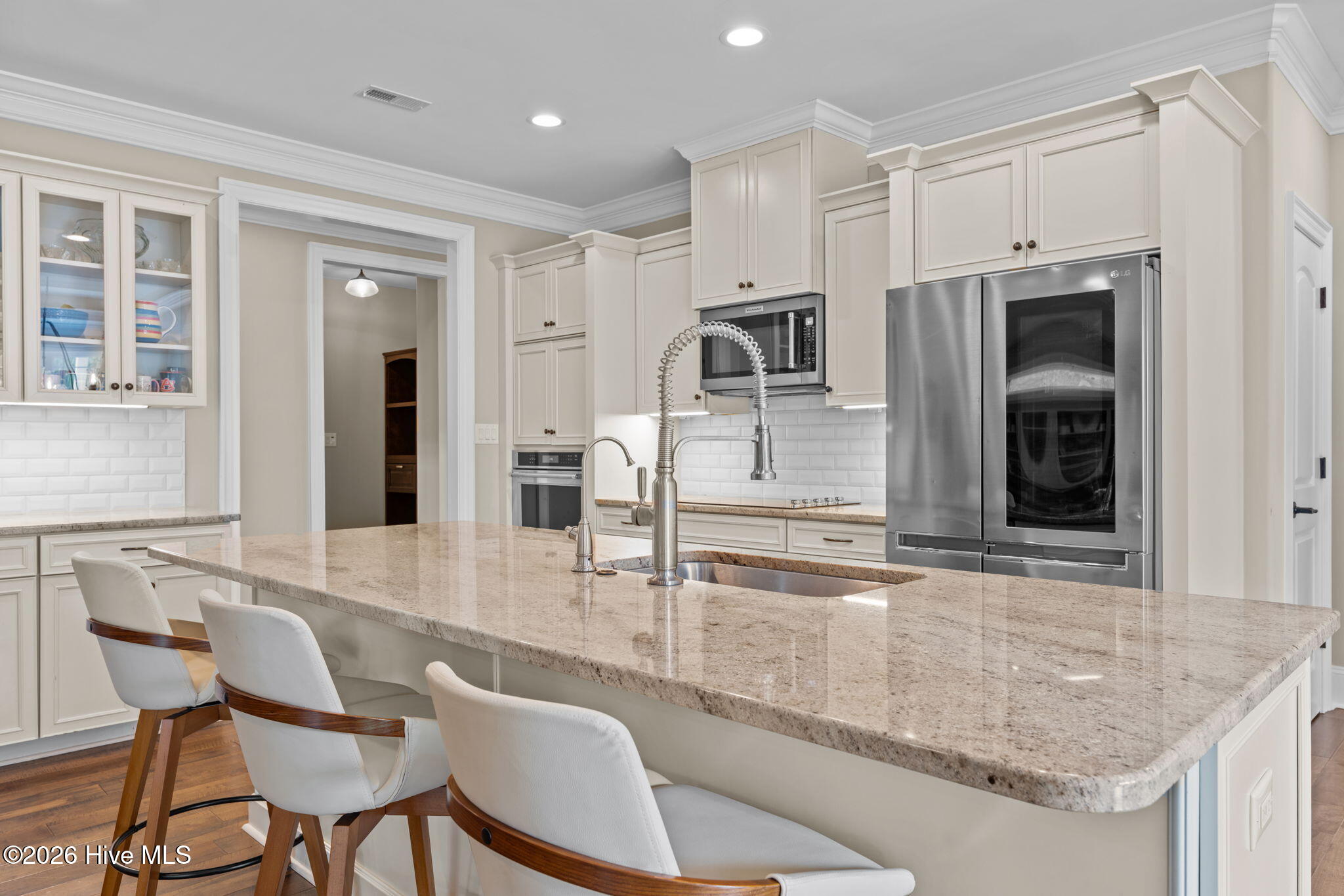3012 Watercrest Loop New Bern, NC 28562 - Photo 16 of 84 kitchen