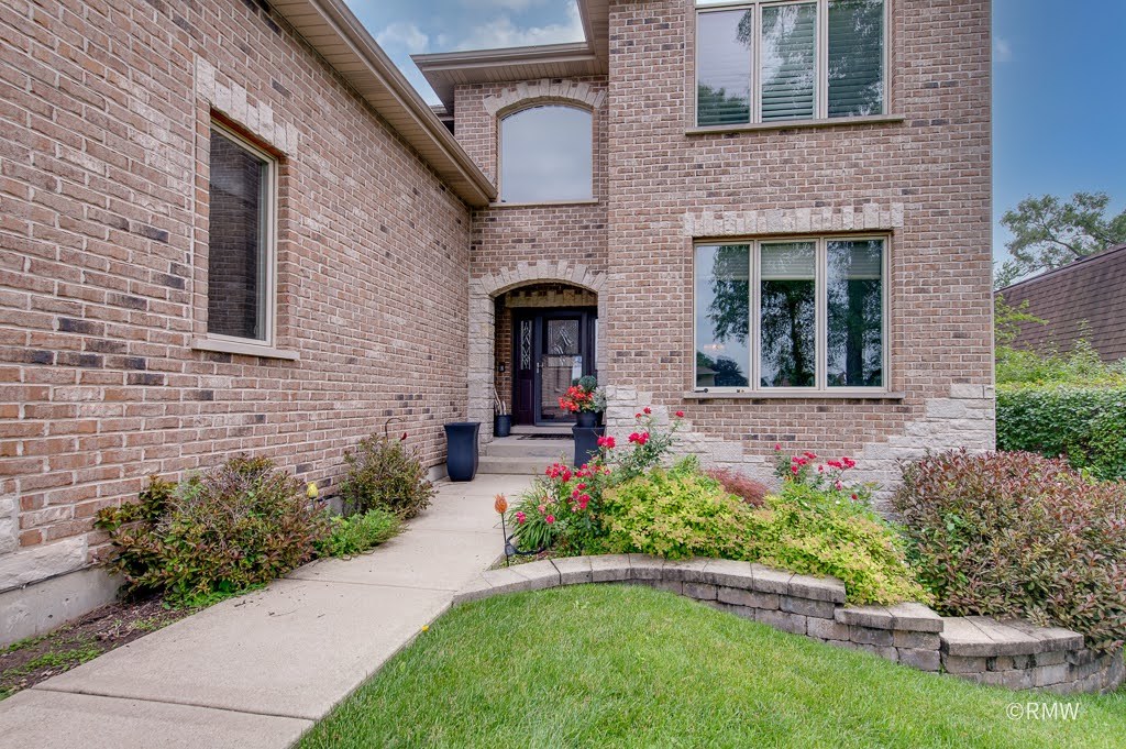 729 7th Avenue Addison, IL 60101 - Photo 3 of 47