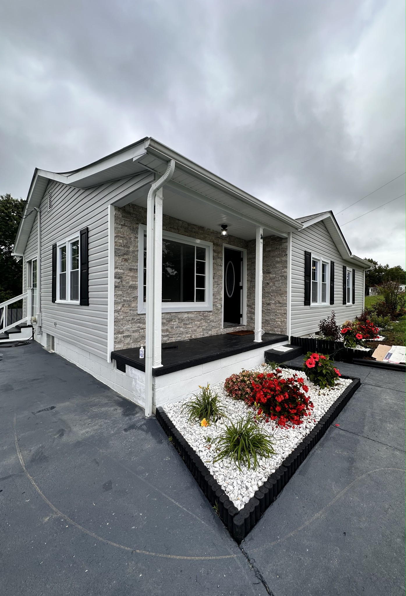 437 Pea Ridge Road Chestnut Mound, TN 38552 - Photo 1 of 36 Gallery Image 1