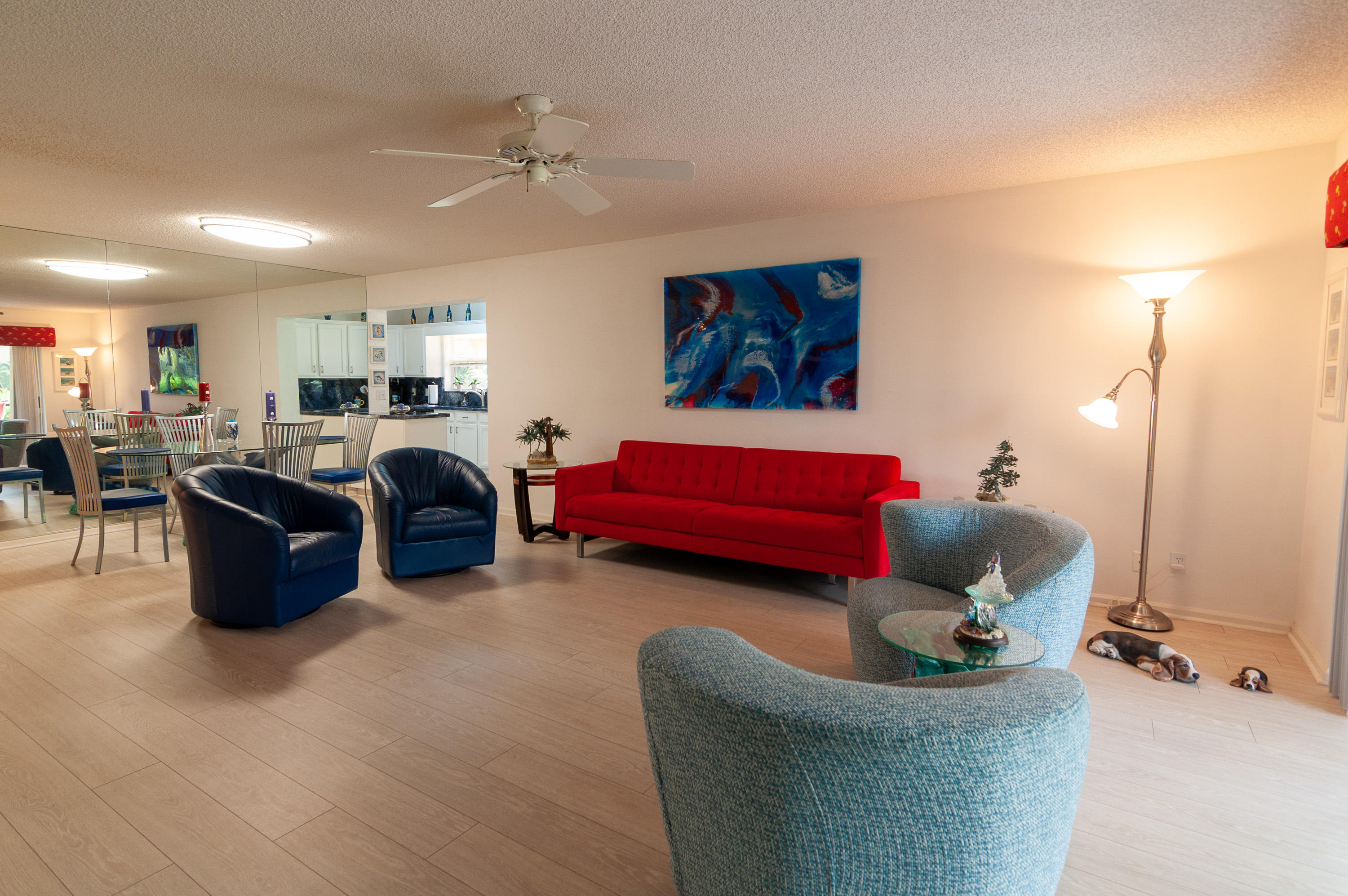 4161 U.S. Highway 1, Unit E2 Jupiter, FL 33477 - Photo 5 of 37 a living room with furniture