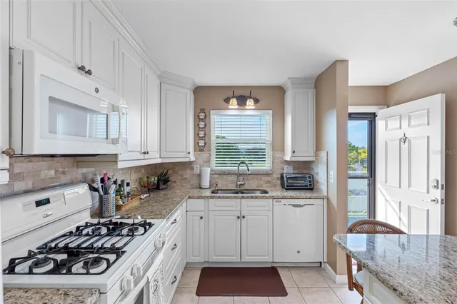 $239,900 | 5970 80th Street North, Unit 411, St. Petersburg, FL 33709