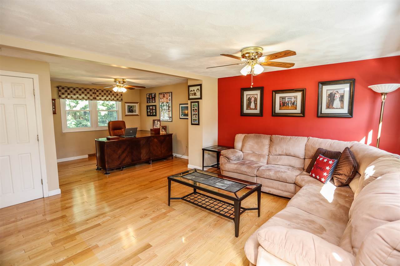 36 Robinhood Road Nashua, NH 03062 - Photo 15 of 38 Gallery Image 15