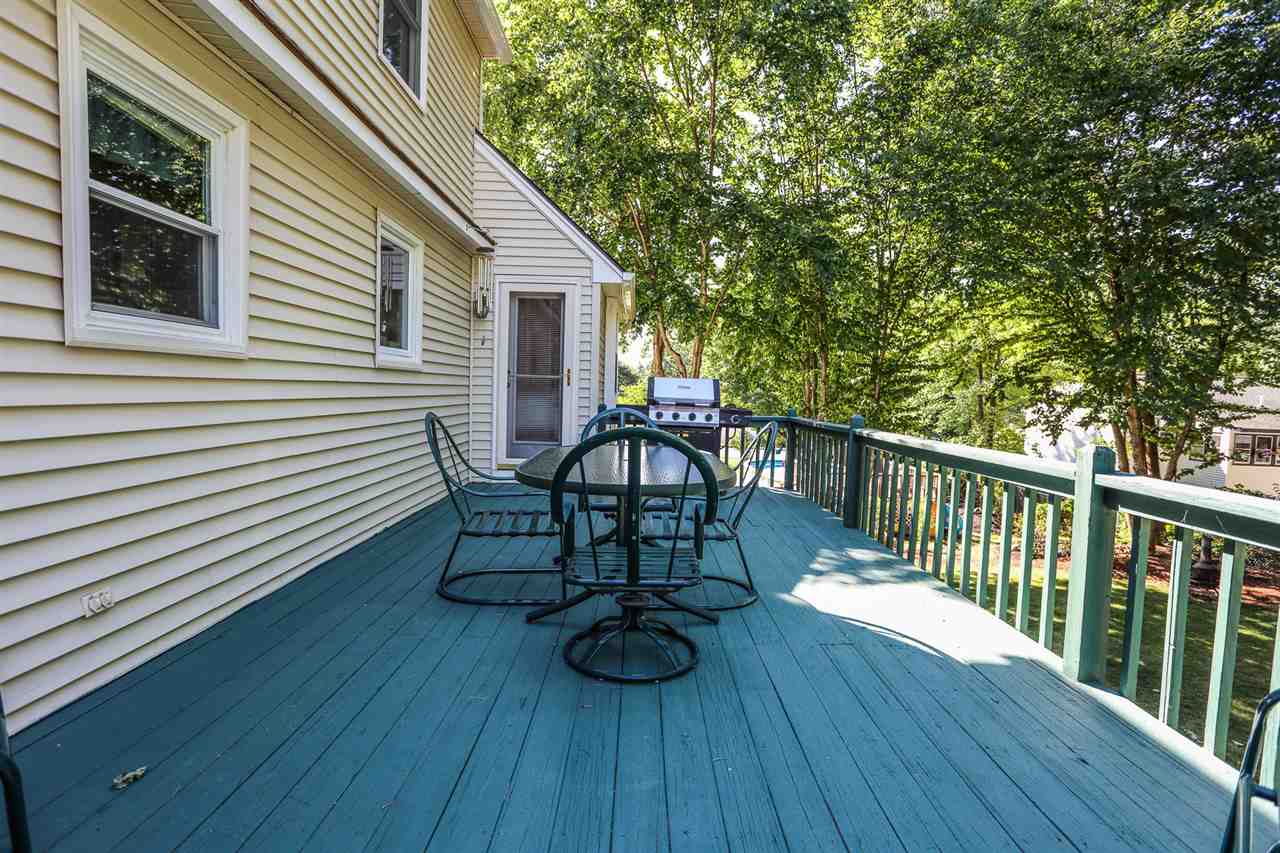 36 Robinhood Road Nashua, NH 03062 - Photo 33 of 38 Gallery Image 33