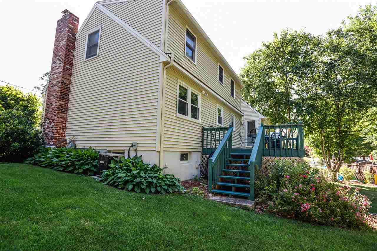 36 Robinhood Road Nashua, NH 03062 - Photo 37 of 38 Gallery Image 37