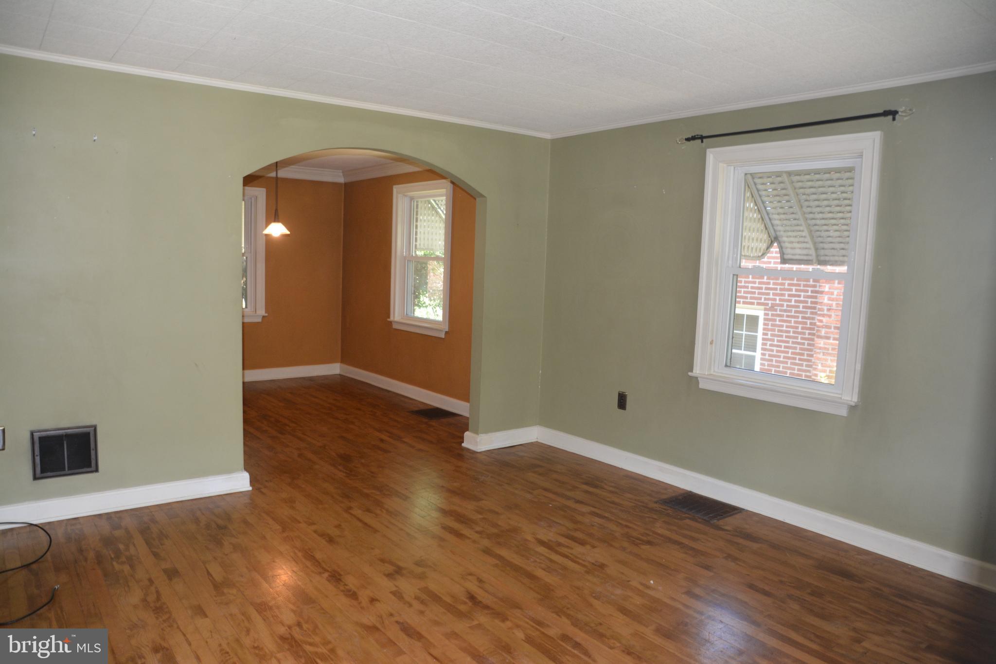 729 George Street Lancaster, PA 17603 - Photo 3 of 21 Gallery Image 3