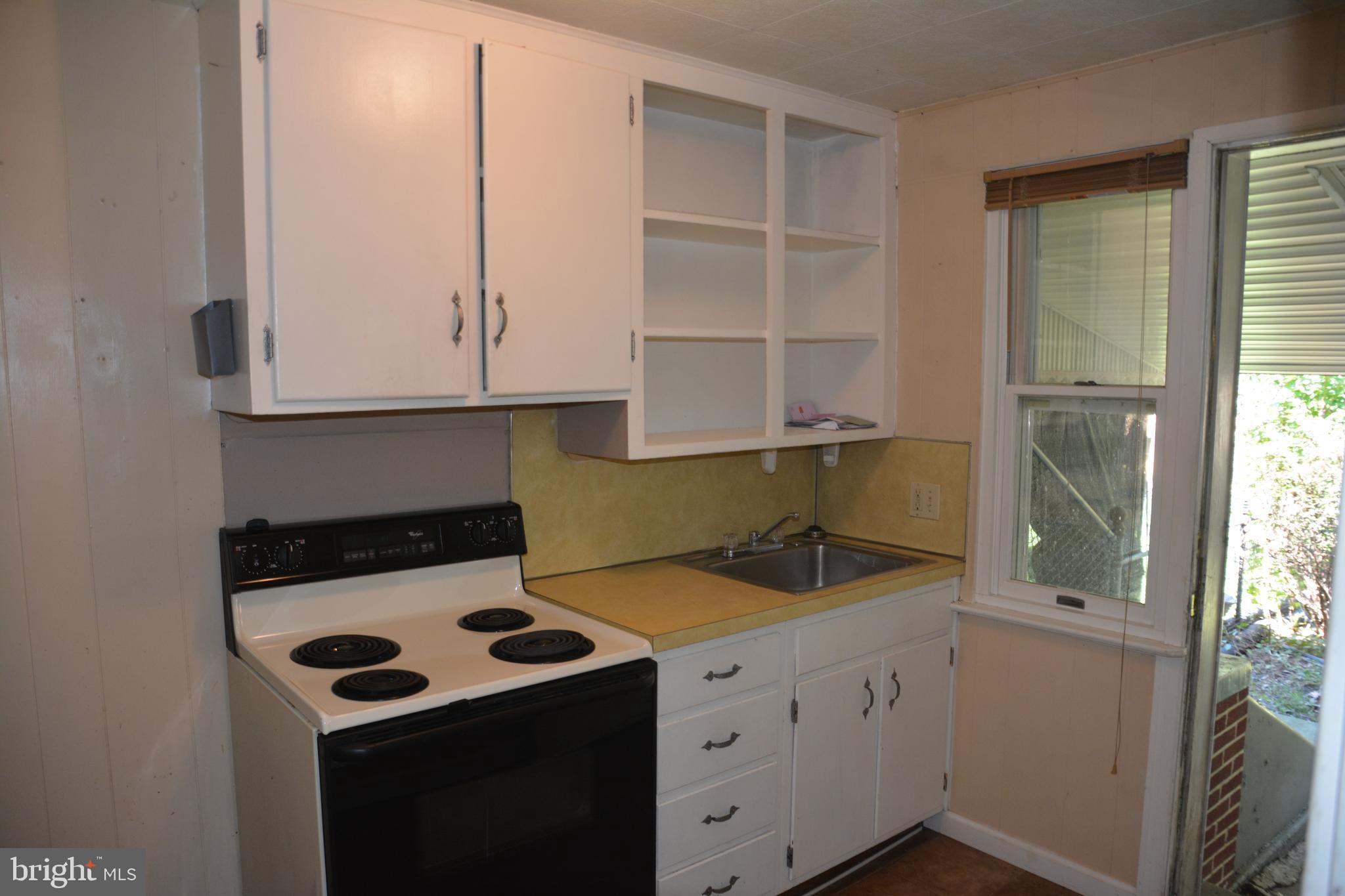 729 George Street Lancaster, PA 17603 - Photo 7 of 21 Gallery Image 7