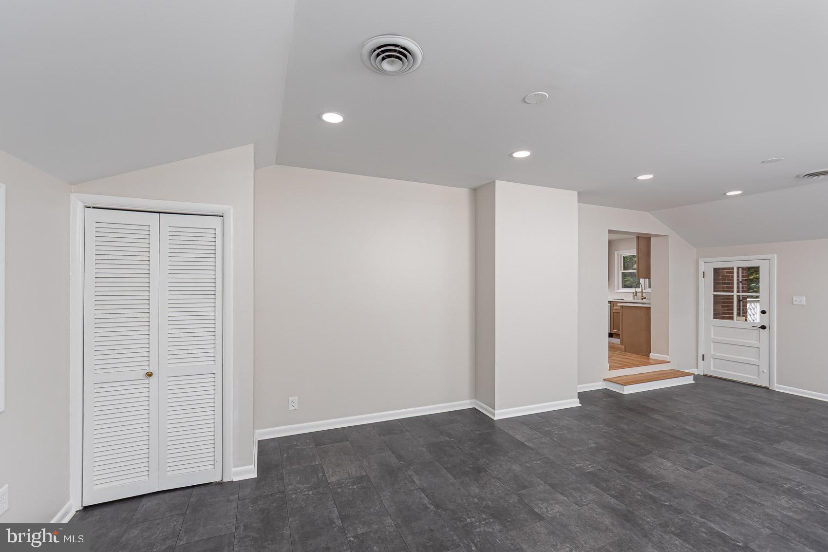 9508 Buckhorn Road Baltimore, MD 21234 - Photo 13 of 40 Spacious, versatile room with modern finishes.
