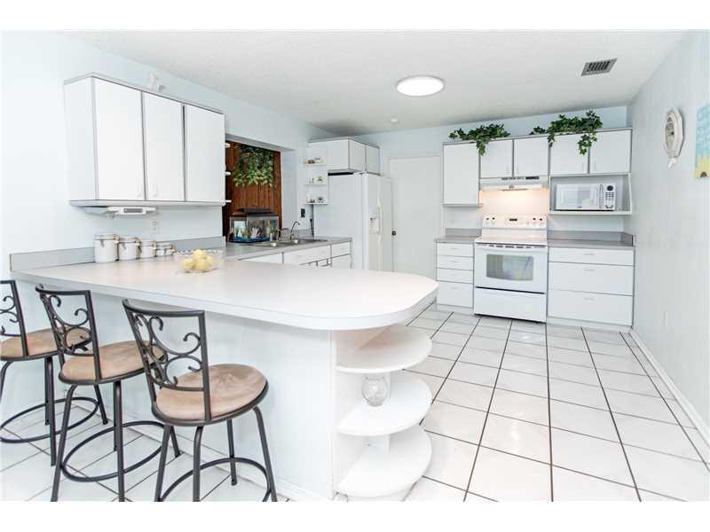 16900 Southwest 62nd Street Southwest Ranches, FL 33331 - Photo 15 of 22 Kitchen
