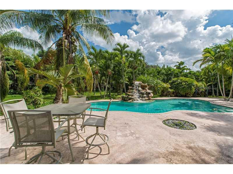 16900 Southwest 62nd Street Southwest Ranches, FL 33331 - Photo 8 of 22 Swimming Pool/Hot Tub/Sauna