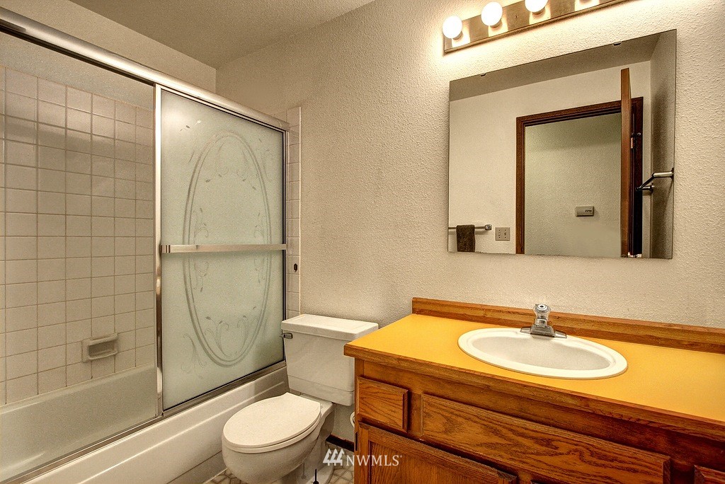621 South 29th Place Renton, WA 98055 - Photo 14 of 25 Gallery Image 14