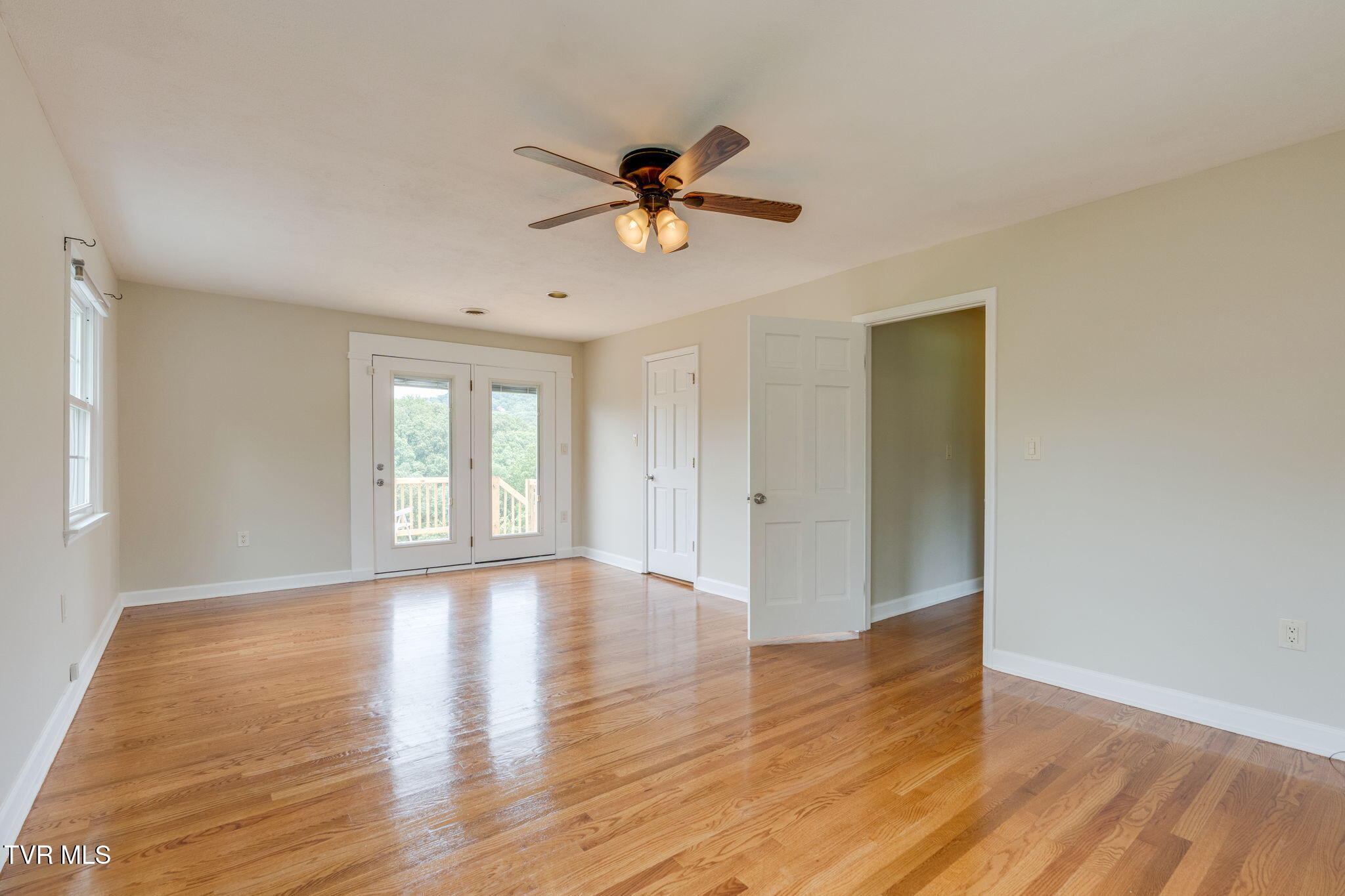 2125 Bonaire Road Kingsport, TN 37660 - Photo 18 of 49 012a-Primary