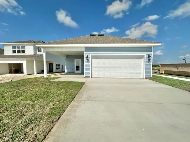 $2,400 | 494 Arrowwood Boulevard, Freeport, FL 32439