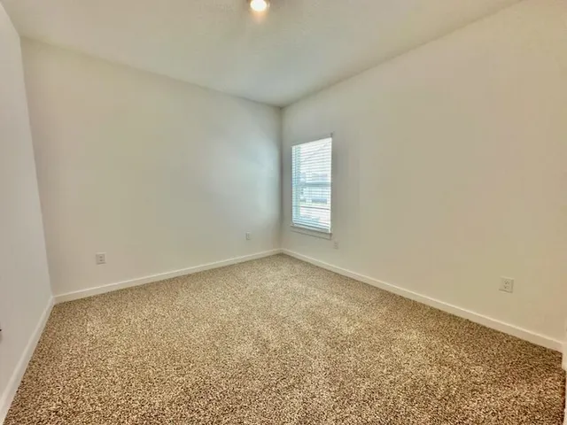 $2,400 | 494 Arrowwood Boulevard, Freeport, FL 32439