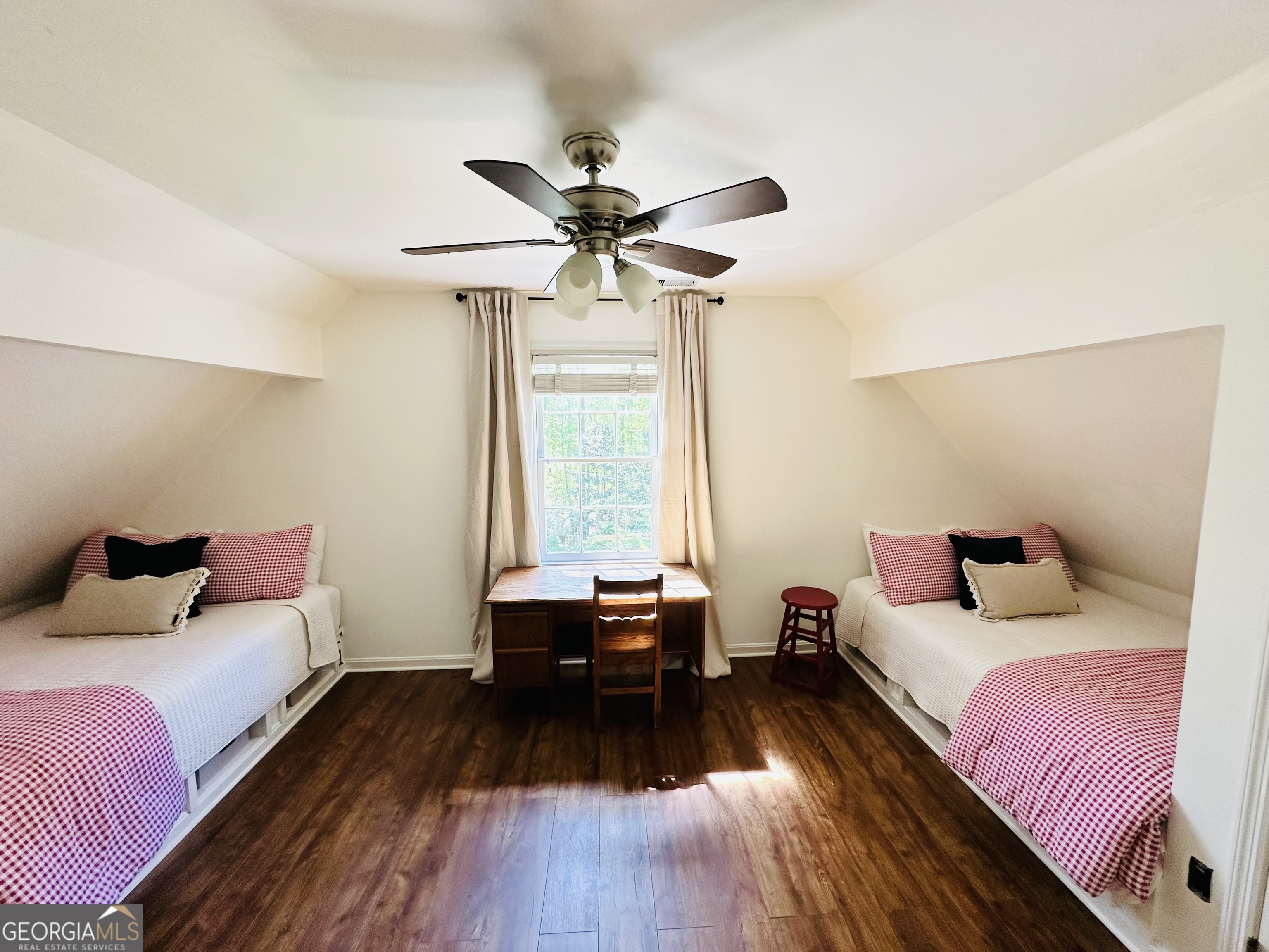2872 McPherson Road Northeast Roswell, GA 30075 - Photo 18 of 28