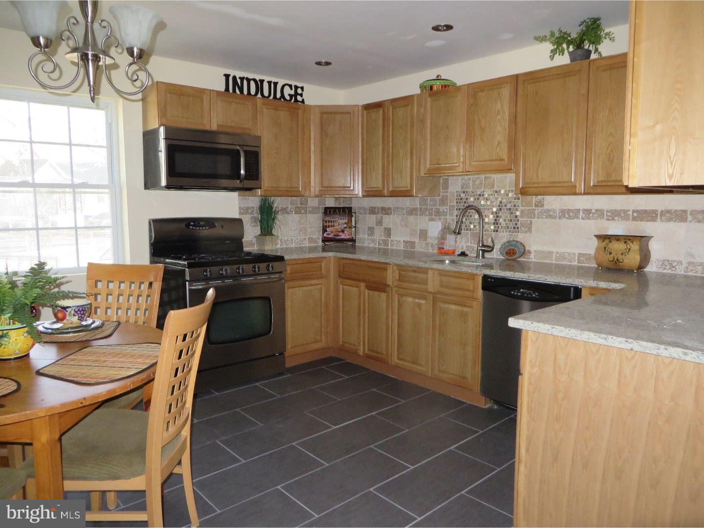 119 South Forklanding Road Maple Shade, NJ 08052 - Photo 9 of 24