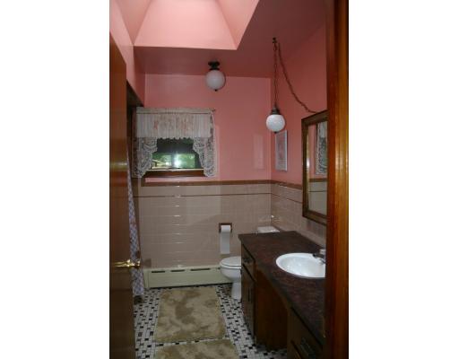 176 Franklin Road Somerset, MA 02726 - Photo 9 of 17 Gallery Image 9