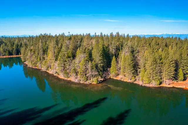 a view of lake and yard