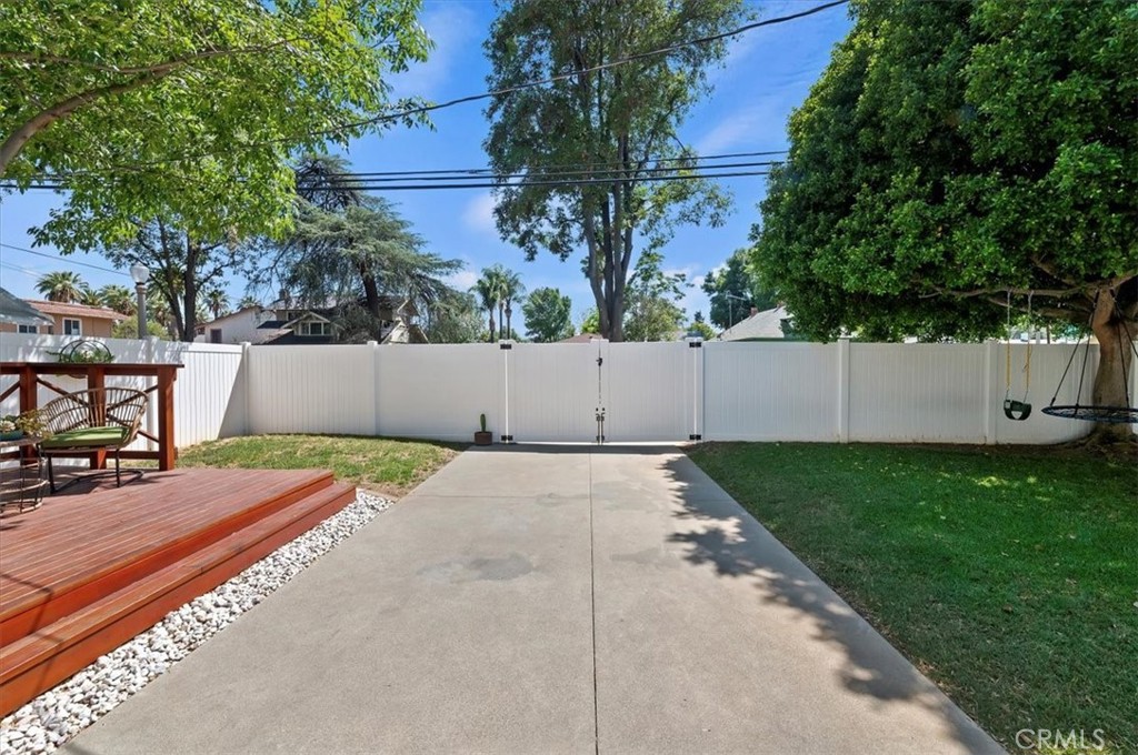 3398 Locust Street Riverside, CA 92501 - Photo 32 of 33