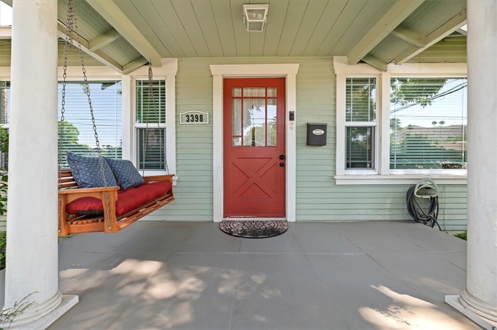 3398 Locust Street Riverside, CA 92501 - Photo 6 of 33 a house view with outdoor space