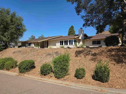 $778,747 | 2837 Carlton Way, Fallbrook, CA 92028