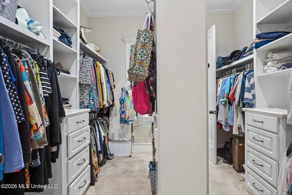 $723,000 | 711 Chickasaw Drive South, Flowood, MS 39232