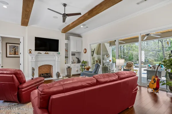 $723,000 | 711 Chickasaw Drive South, Flowood, MS 39232