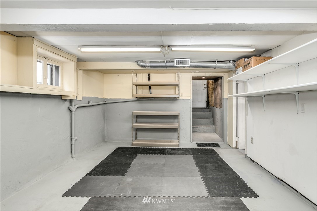 1345 North 78th Street Seattle, WA 98103 - Photo 21 of 29 Gallery Image 21